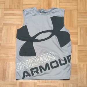 Under Armour Light Gray Sleeveless Top